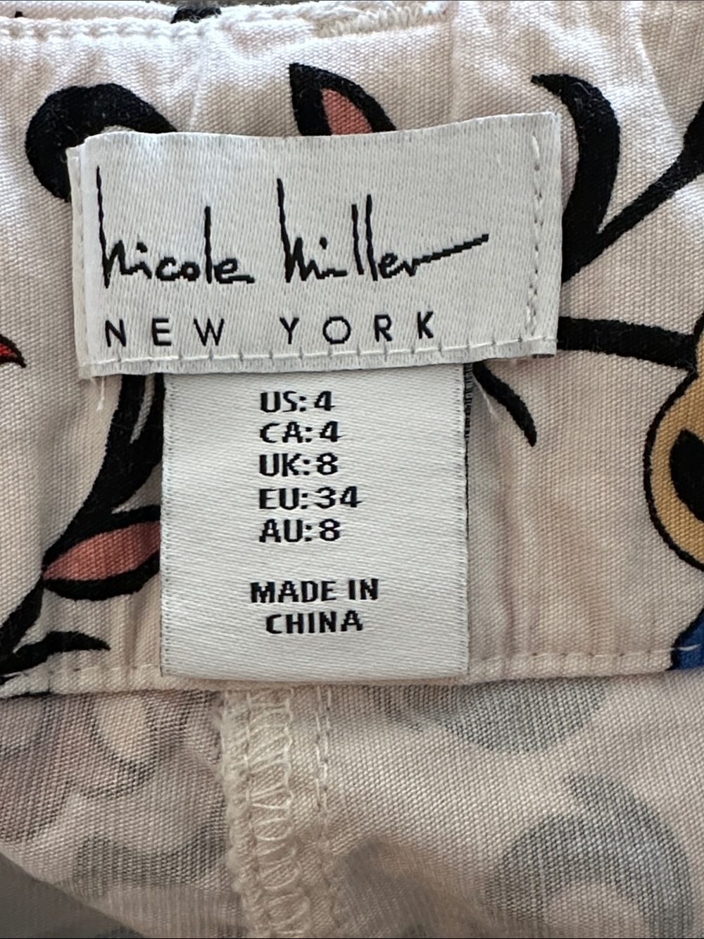 Nicole Miller White Floral Pants with Black, Red & Blue Accents Size 4 - Picture 7 of 8
